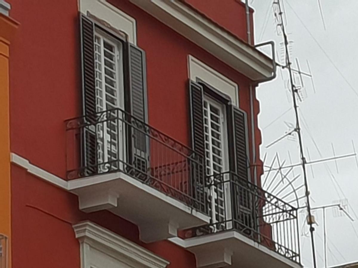 Cconforthotels Appartamento Crispi Бари Экстерьер фото